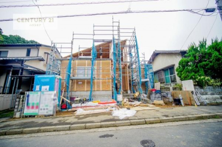 ԏ@ԃXy[X2䕪܂IZJhJ[͂AoCN⎩]ԂȂǂuꏊɍ܂B