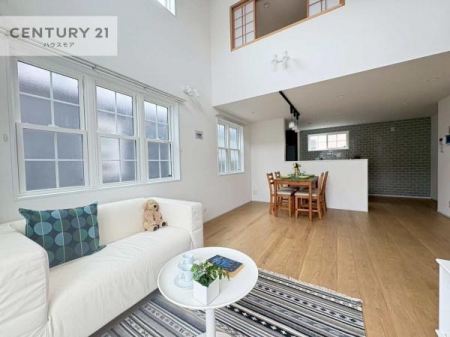 rO@SnǂrO͉ƑRƏW܂܂BƑcR̎ԂłBƑƁAw[Ԃ߂łˁB邭JIȋԂłB