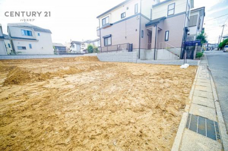 ԏ@ԃXy[X2䕪܂IZJhJ[͂AoCN⎩]ԂȂǂuꏊɍ܂B