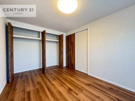 [@e[tI}ȂqlqĂU炩TbƕЕt܂ĨXy[X܂Ƃ肠邨o邱Ƃo܂I