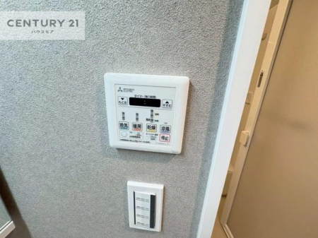 ̑ρ@g[tĂ閣͓IȎdlłI~̓q[gVbN̗\hɂg܂B
J̓ł󕨂̂ŁA󕨂ߍ݂ɂI