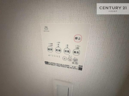 ̑@g[tĂ閣͓IȎdlłI~̓q[gVbN̗\hɂg܂B
J̓ł󕨂̂ŁA󕨂ߍ݂ɂI