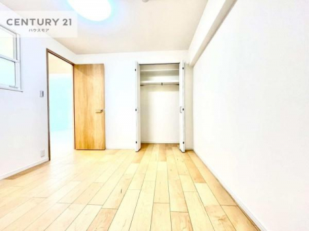 m@[Xy[XĂ܂IXbLڂ鎖ł܂ˁB
ƋI΂ȂVvȃfUCׁ̈AƋI΂Cɓ̋ԍ肪łłˁB