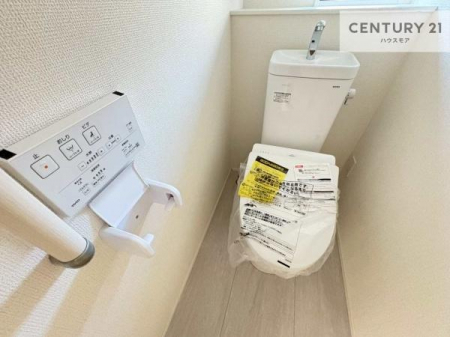 gC@1E2KɃgC܂I̖Zԑт҂ɂ݂łˁBƂ̂gCłꂪ₷łI