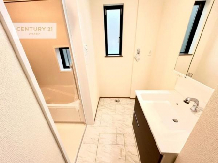 ʑEʏ@t̖邢ʎłICɓւłĐɕۂƂł܂IRނ̂łς̎dオǂȂ܂ˁI