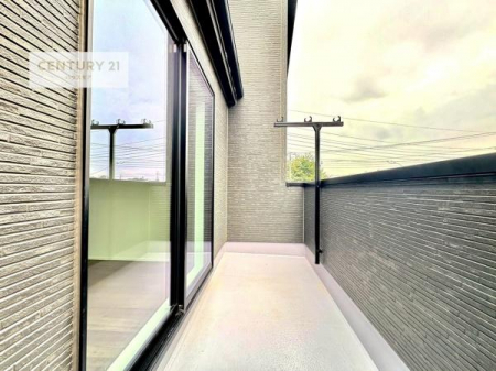 oRj[@zǍDȃoRj[łIꂽɂ͐nJIȎԂy߂܂B
