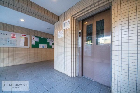 ̑p@Gx[^[̃}VŁAdוxr[J[̈ړKB̐X[YɂȂ܂B