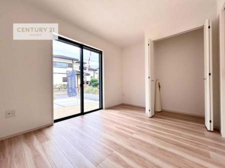 rOȊŐ@VvɃfUCĂ邽߁AƋIт܂I
Cɓ̉ƋuĂ낰Ԃ邱Ƃł܂Byn̔JÒz