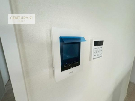 ̑@TVj^[tC^[złql̂ԒȂǂSłˁB
{^ЂƂłC̏ƂƂ̂II[goXB