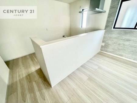 rO@rOŜnΖʃLb`Ȃ̂ŁAql̗lqȂƂłqĂ₷SȊԎłI