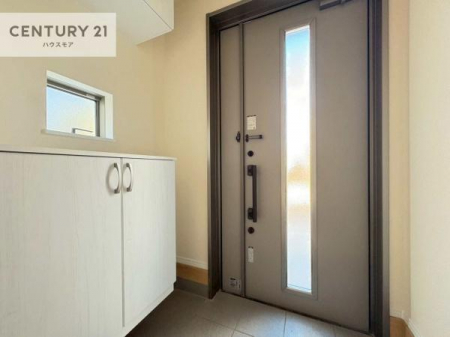 ց@V[Y{bNXtȂ̂ŁAւЕt|₷łI
XbLւŌ˂JuԁÂSnԂo}Ă܂B
