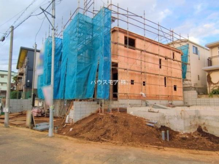 ԏ@ԃXy[X2䕪܂IZJhJ[͂AoCN⎩]ԂȂǂuꏊɍ܂B