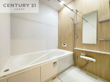 dlʐ^(j@1̔ƖĂ闁łB
̑fGȃN[[VꏊłˁBidlj