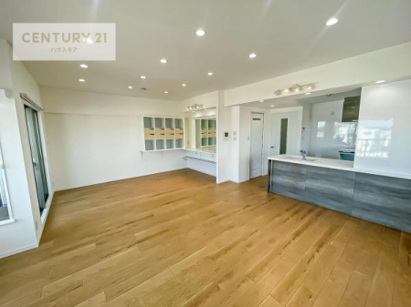 rO@rOŜnΖʃLb`Ȃ̂ŁAql̗lqȂƂłqĂ₷SȊԎłI