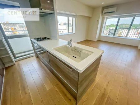 Lb`@lC̑ΖʎVXeLb`̗pĂ܂IƑ̃R~jP[VRƑ݌vłB
qlɂڂ͂̂ŊłˁB[͂܂I