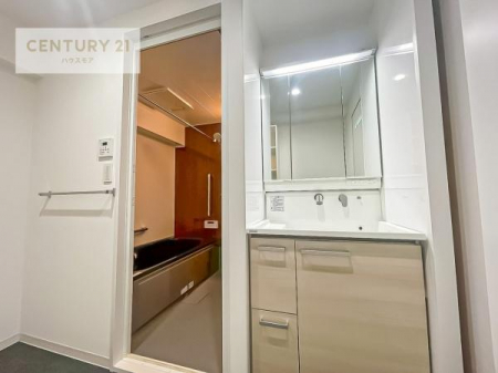 ʑEʏ@Oʋdl̐ʏ́AgȂ݂₷I͎[ɂȂĂ܂BhC[₨ϓЕt̂ŐʑXbLƌ邱Ƃo܂I