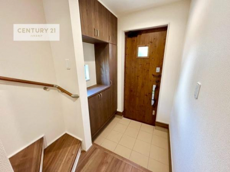 ց@V[Y{bNXtȂ̂ŁAւЕt|₷łI
XbLւŌ˂JuԁÂSnԂo}Ă܂B
