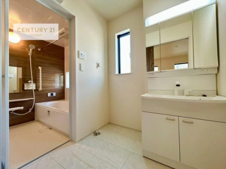 ʑEʏ@t̖邢ʎłICɓւłĐɕۂƂł܂IRނ̂łς̎dオǂȂ܂ˁI