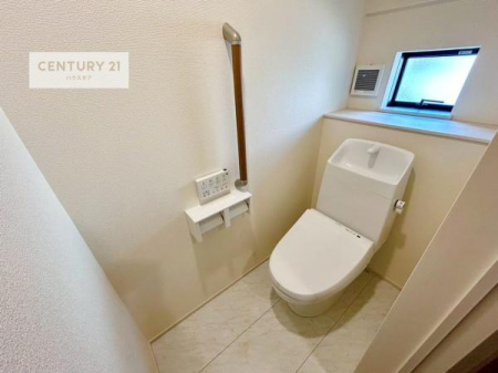 gC@1E2KɃgC܂I̖Zԑт҂ɂ݂łˁBƂ̂gCłꂪ₷łI