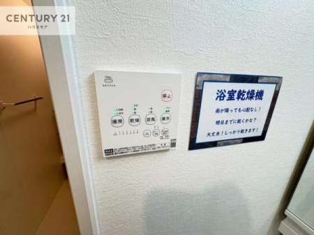 ̑@g[tĂ閣͓IȎdlłI~̓q[gVbN̗\hɂg܂B
J̓ł󕨂̂ŁA󕨂ߍ݂ɂI