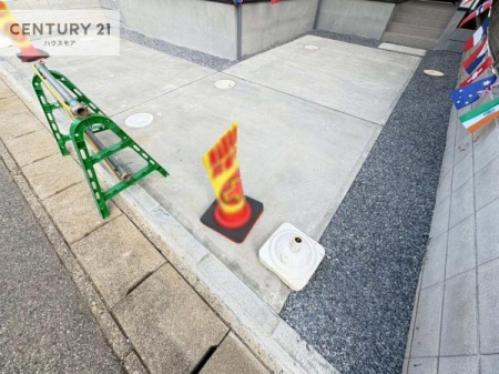 ԏ@ԃXy[X2䕪܂IZJhJ[͂AoCN⎩]ԂȂǂuꏊɍ܂B