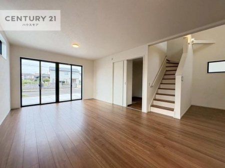 rO@傫ȑ炽Ղ̗z閾邢rOBĴ郊rOŉƑĉ났̎Ԃ߂܂B