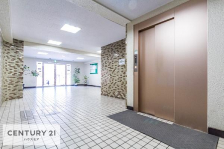 r[@r[͖邭JςłBāAo}Ă܂B
Gx[^[ܘ_I