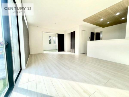 rO@LX_CjOXy[XI肨HB΂yԂ߂܂BX̔܂I