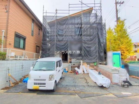 ԏ@ԃXy[X2䕪܂IZJhJ[͂AoCN⎩]ԂȂǂuꏊɍ܂B
