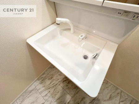 ʑEʏ@[ʑ{ÉA˂ɂ̂łꂪyXIۂĂ܂I
LCȐʏŎ̃`x[Vオ܂ˁI