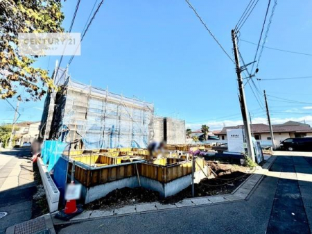 ԏ@ԃXy[X2䕪܂IZJhJ[͂AoCN⎩]ԂȂǂuꏊɍ܂B