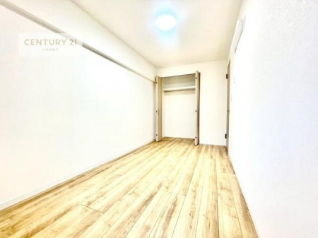 rOȊŐ@[Xy[XĂ܂IXbLڂ鎖ł܂ˁB
ƋI΂ȂVvȃfUCׁ̈AƋI΂Cɓ̋ԍ肪łłˁB