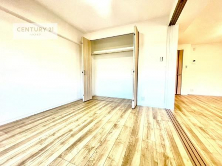 [@e[tI}ȂqlqĂU炩TbƕЕt܂ĨXy[X܂Ƃ肠邨o邱Ƃo܂I