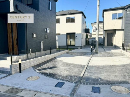 ԏ@ԃXy[X2䕪܂IZJhJ[͂AoCN⎩]ԂȂǂuꏊɍ܂B