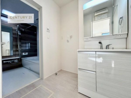 ʑEʏ@gȂ𐮂ʏ́A厖łI̐̂镵͋CoIC悭g܂B