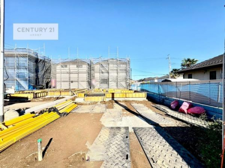 ԏ@ԃXy[X2䕪܂IZJhJ[͂AoCN⎩]ԂȂǂuꏊɍ܂B