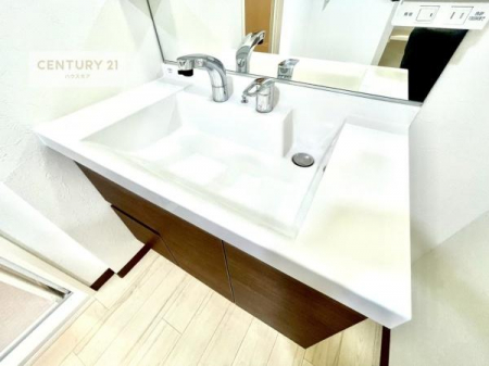 ʑEʏ@[ʑ{ÉA˂ɂ̂łꂪyXIۂĂ܂I
LCȐʏŎ̃`x[Vオ܂ˁI