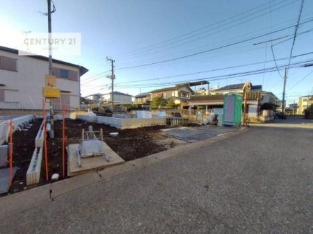 ԏ@ԃXy[X2䕪܂IZJhJ[͂AoCN⎩]ԂȂǂuꏊɍ܂B