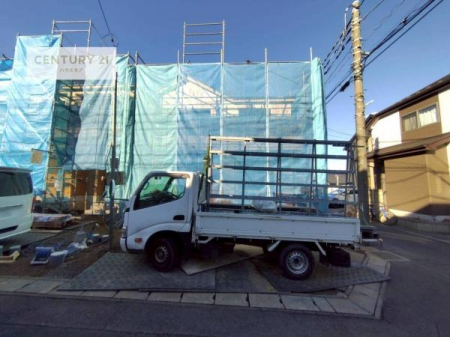 ԏ@ԃXy[X2䕪܂IZJhJ[͂AoCN⎩]ԂȂǂuꏊɍ܂B