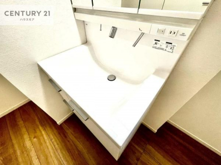 ʑEʏ@[ʑ{ÉA˂ɂ̂łꂪyXIۂĂ܂I
LCȐʏŎ̃`x[Vオ܂ˁI