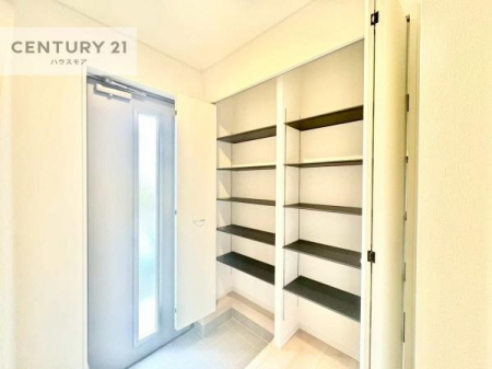 ց@V[Y{bNXtȂ̂ŁAւЕt|₷łI
XbLւŌ˂JuԁÂSnԂo}Ă܂B
