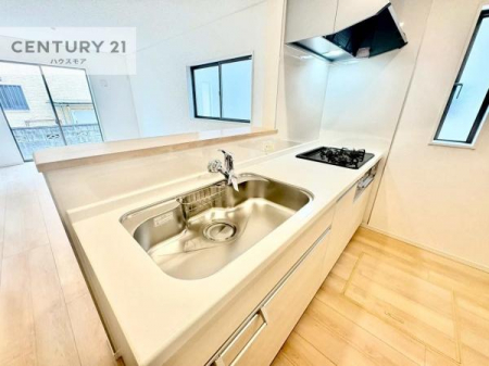 Lb`@lC̑ΖʎVXeLb`̗pĂ܂IƑ̃R~jP[VRƑ݌vłB
qlɂڂ͂̂ŊłˁB[͂܂I