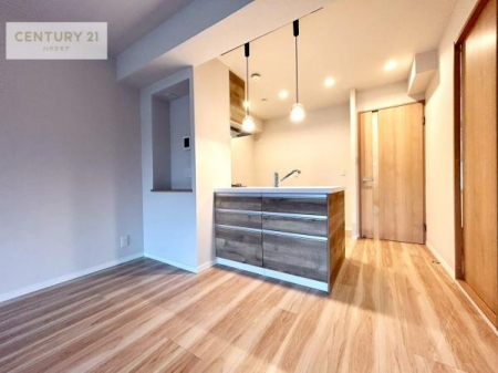 rO@rOŜnΖʃLb`Ȃ̂ŁAql̗lqȂƂłqĂ₷SȊԎłI