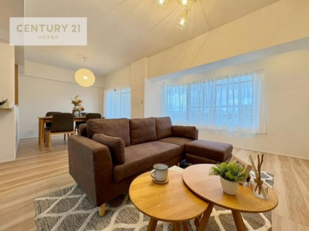 rO@SnǂrO͉ƑRƏW܂܂BƑcR̎ԂłBƑƁAw[Ԃ߂łˁB邭JIȋԂłB