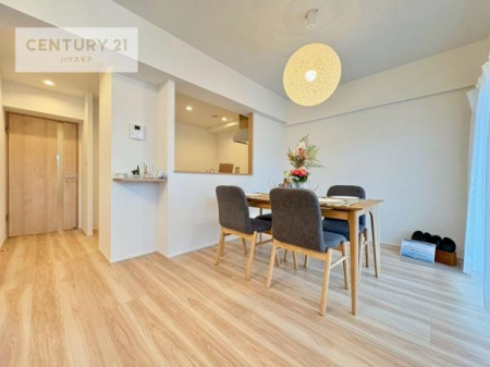 rO@rOŜnΖʃLb`Ȃ̂ŁAql̗lqȂƂłqĂ₷SȊԎłI