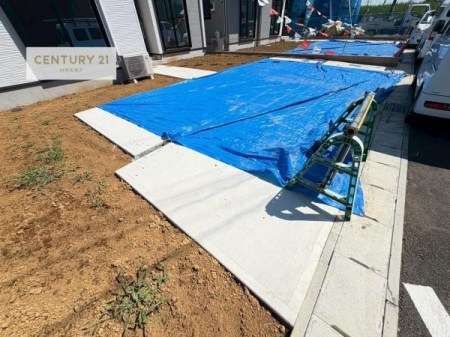 ԏ@ԃXy[X2䕪܂IZJhJ[͂AoCN⎩]ԂȂǂuꏊɍ܂B