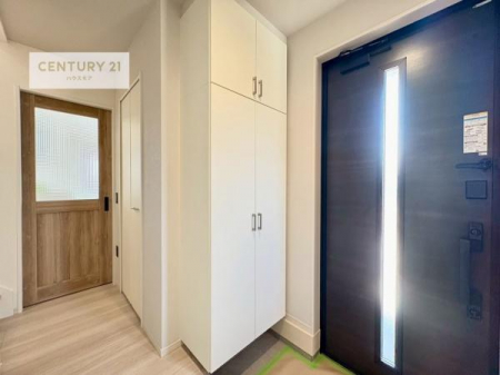 ց@V[Y{bNXtȂ̂ŁAւЕt|₷łI
XbLւŌ˂JuԁÂSnԂo}Ă܂B
