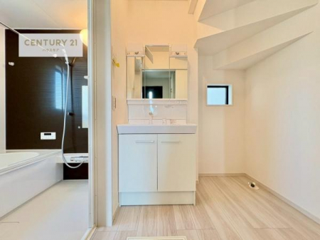 ʑEʏ@Oʋdl̐ʏ́AgȂ݂₷I͎[ɂȂĂ܂BhC[₨ϓЕt̂ŐʑXbLƌ邱Ƃo܂I