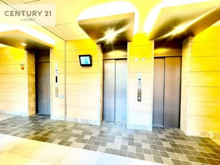 ̑p@Gx[^[̃}VŁAdוxr[J[̈ړKB̐X[YɂȂ܂B