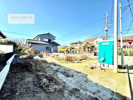 ���ԏ�@���ԃX�y�[�X��4�䕪����܂��I�Z�J���h�J�[�͂������A�o�C�N�⎩�]�ԂȂǂ��u���ꏊ�ɍ���܂���B